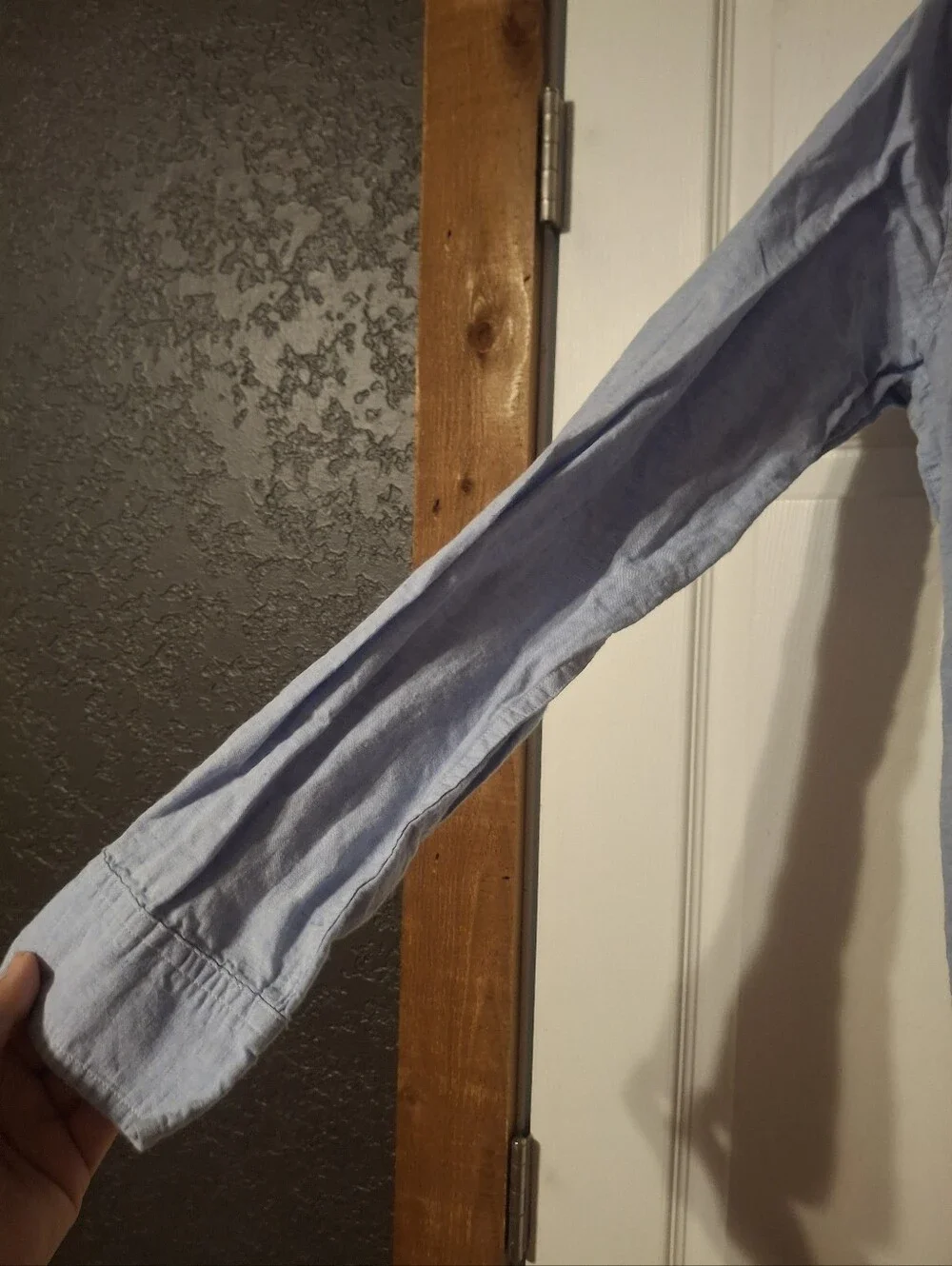 Banana Republic Men's Light Blue Casual Button-Down Shirt